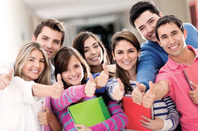 Sale muy caro tener solo pasantes en Social Media